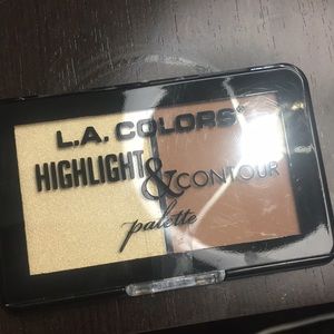 Selling   LAColors make-up